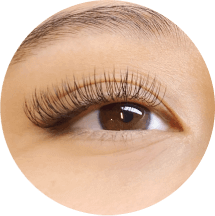 "Classic: Level 2" lash extensions from The Lash Lounge.